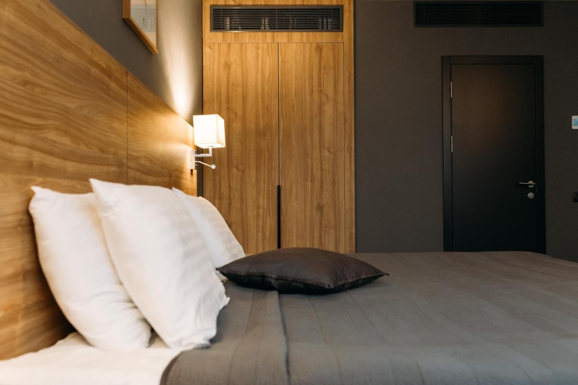 Favor Park Hotel 4*