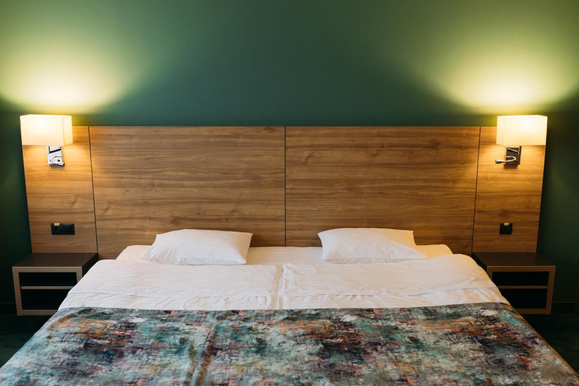 Hotel Favor Park Kijów