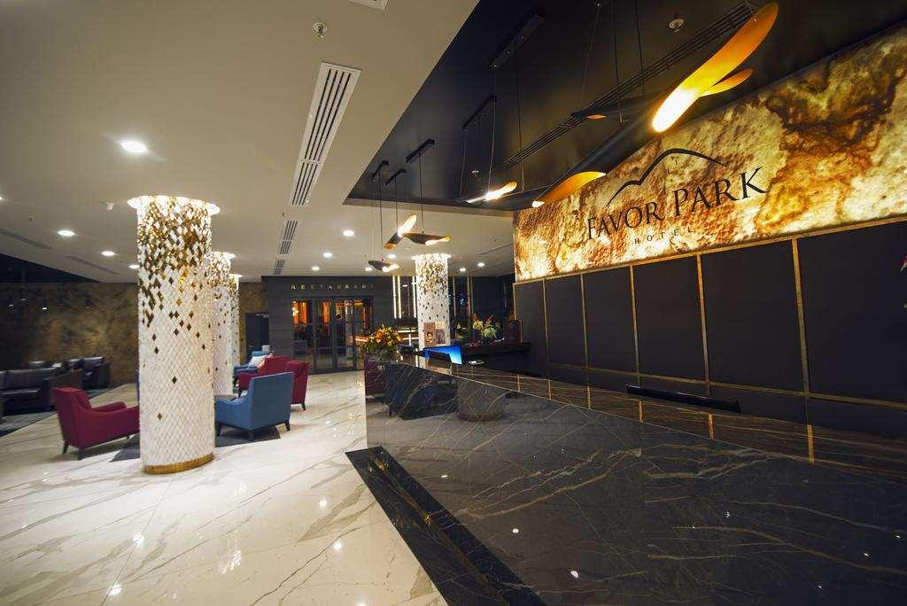Otel Favor Park